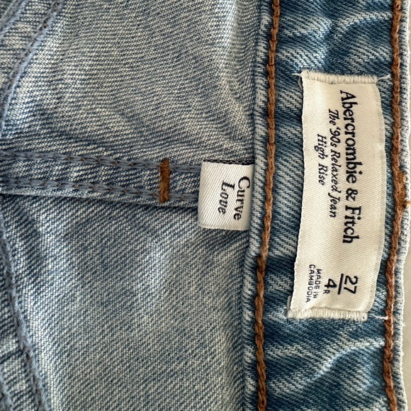 New Abercrombie &Fitch Women’s High Rise 90’s Straight Leg Cuffed Ankle Jeans 27 - Picture 10 of 10